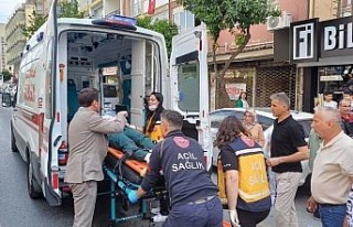 Yol ortasında inmeye çalıştı, kazaya sebep oldu:...