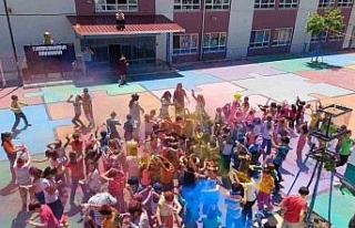 Akçaköy İlk-Ortaokulu’nca colourfest etkinliği...