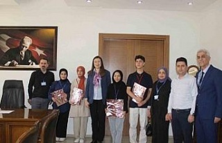 Kaymakam Polat, başarılı öğrencileri ağırladı
