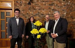 Başkan Çerçioğlu, yazarlarla fuarda bir araya...