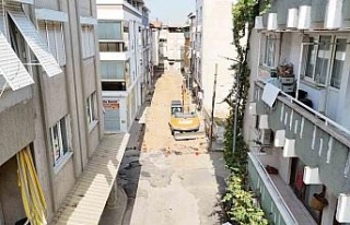 Kurtuluş’ta yol çalışmaları başladı