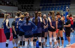 Aydın’ın Sultanları, Aras SK ile hazırlık maçında...