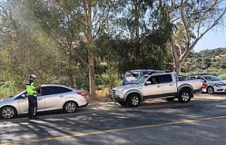 Jandarmadan Köşk’te yol kontrolü