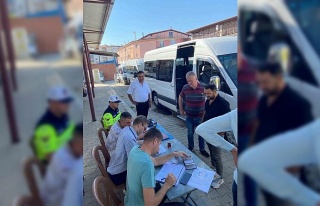 Karacasu’da okul servislerine ’güvenlik’ denetimi