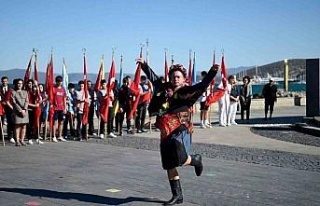 Kuşadası’nda Gaziler Günü törenle kutlandı