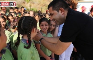 ÖĞRENCİLERİN BESLENME ÇANTALARINI BU YIL DA KUŞADASI...