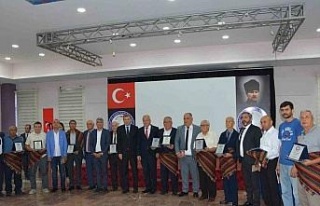 Söke’de yılın ahileri seçilen esnaflar ödüllerini...