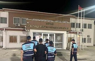 Şüphe üzerine durdurulan araçta yakalandı