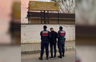 Aydın’da aranan 2 şahıs yakalandı