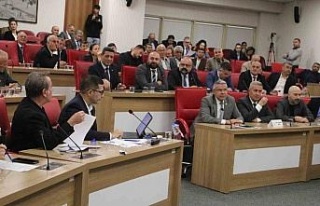 Büyükşehir meclisinde ‘sıralama’ tartışması