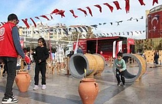 Geleneksel Oyun Tırı Aydınlılarla buluştu