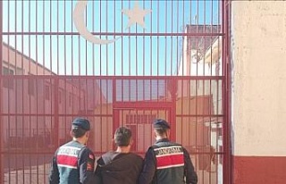 İki ayrı suçtan aranan, şahıs Germencik’te...