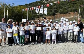 Neopolis küçük heykeltıraşları misafir etti