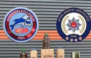 Polis ekipleri yakaladı, sahte yağlara el konuldu