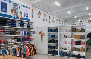 Ada Kıyafet Evi Kuşadası’nda dayanışmanın...