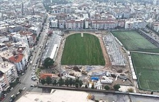 Adnan Menderes Stadyumu’nda çim serildi