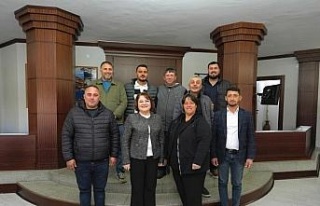 Başkan Gençay, pazar esnafını ağırladı