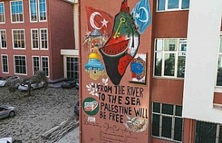 Filistin için duvarları boyadılar