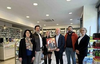 Kuşadası’nda eczacılık gündemi masaya yatırıldı