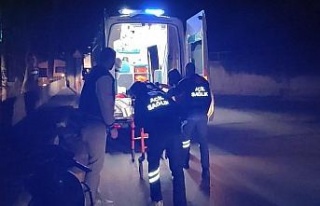 Ağaca çarpan motosikletli yaralandı, alkollü olduğu...