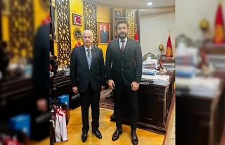 MHP Aydın’da bayrak değişimi