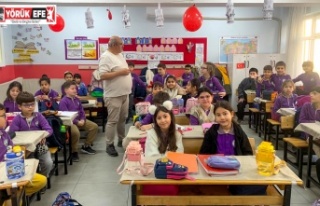 BAŞKAN YETİŞKİN İLE EFELERLİ ÇOCUKLARA ÇEVRE...