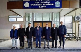 Kaymakam Abay, Ramazan’ın ilk iftarında öğrencilerle...