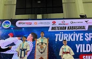 Nazillili minik karateci Türkiye şampiyonu oldu