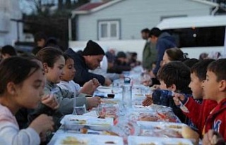 Akköylüler, Didim Belediyesi’nin iftar sofrasında...