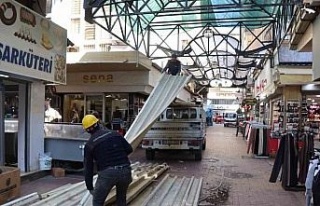 Nazilli Ayakkabıcılar Sokağı’nda çatı yenileme...