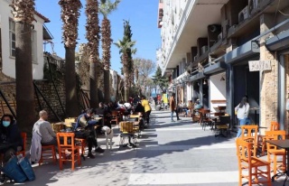 Aydın Normalleşti, Esnafın Yüzü Güldü 