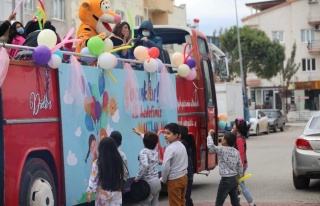 Başkan Atabay’Dan Didimli Miniklere Sürpriz 