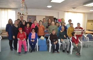 Kuşadası Belediye Tiyatrosu’Na Sosyal Sorumluluk...