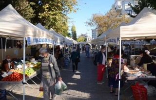 Kuşadası Belediyesi’Nden Yerel Üreticiye Salgın...