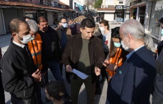 Kuşadası’Nda Esnafa Dış Cephe Desteği 