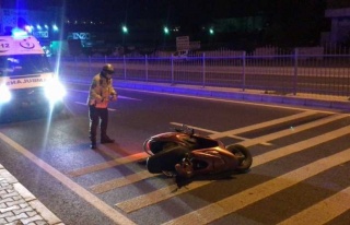 Kuşadası’Nda Motosiklet Kazası: 1 Ağır Yaralı...