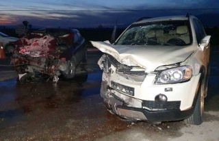 Lüks Cip İle Otomobil Kafa Kafaya Çarpıştı:...