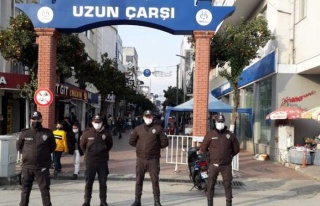 Mahalle Bekçileri Salgının Önlenmesinde Etkin...