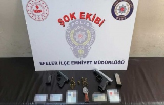 Şüphe Üzerine Durdurulan Araçtan Cephanelik Çıktı...