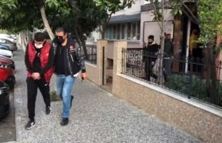 Uyuşturucu Partisine Polis Baskını 