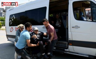 95 yaşındaki Sabri dede oy kullandı