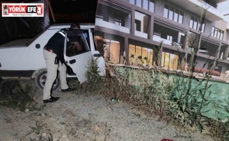 Gaz sızdıran çalıntı otomobil, terk edilmiş halde bulundu