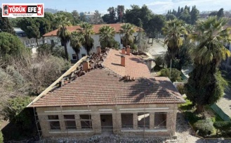 Aydın Lisesi’nin tarihi binasının restorasyon çalışmaları başladı
