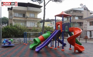 Nazilli Belediyesi çocuk parklarını yeniliyor