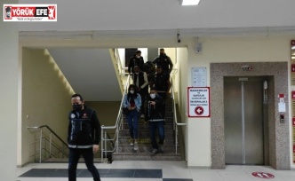 Uyuşturucu ticareti yapan karı-koca tutuklandı