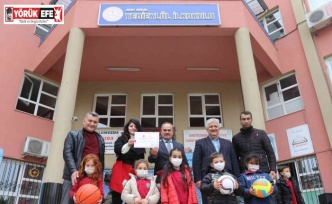 Çevreyi korudular, hediyeleri kazandılar