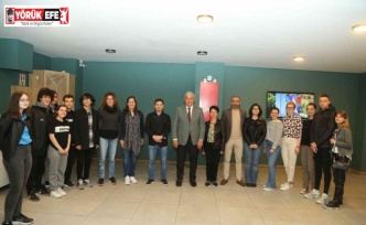 Başkan Atay, yabancı öğrencileri ağırladı