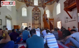 Cuma hutbesinde tesettüre dikkat çekildi