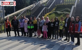 Depremzede vatandaşlar Adnan Menderes Demokrasi Müzesi’ni gezdi