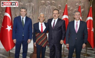 Aydın’da 55 yıllık taksi şoförü yılın ahisi seçildi